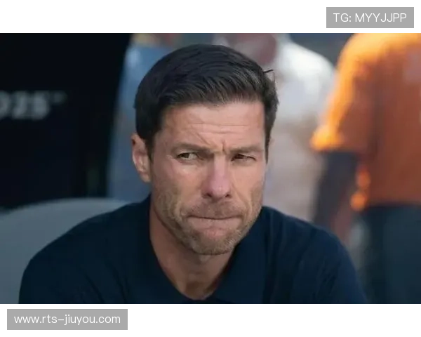 阿隆索执教皇马7个月下课，战绩相同命运迥异于弗里克。